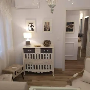 Nuevo Y Centrico, Santa Marina , Córdoba España