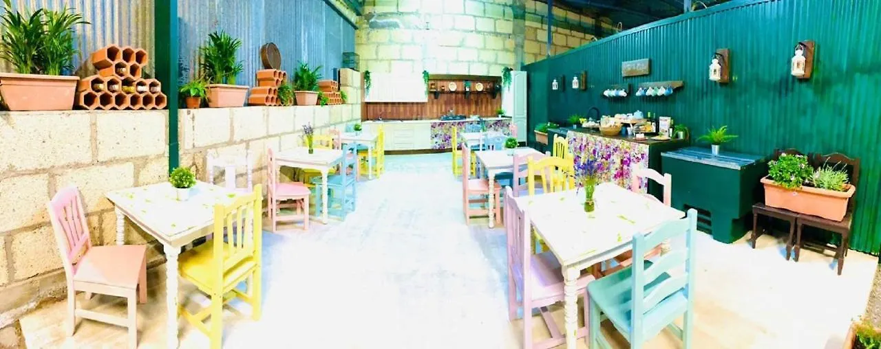 Country house Macaronesia Love Spa, Sauna Y Piscina Buzanada