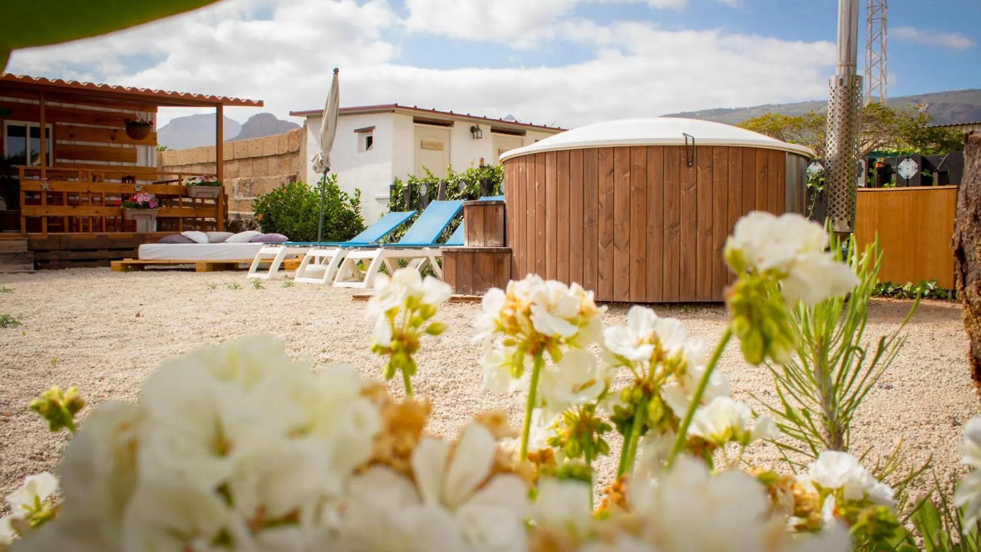 Macaronesia Love Spa, Sauna Y Piscina Buzanada 0*,
