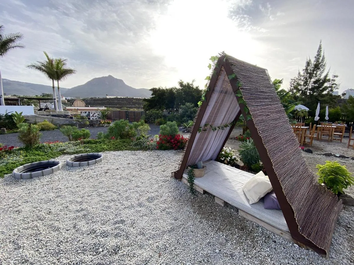 Country house Macaronesia Love Spa, Sauna Y Piscina Buzanada